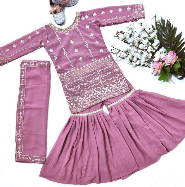 Trending Sequins Georgette Kids wear manufacturers in Kolkata
